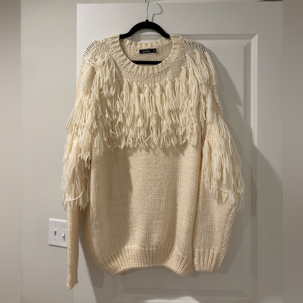 boohoo fringe oversized sweater size S/M